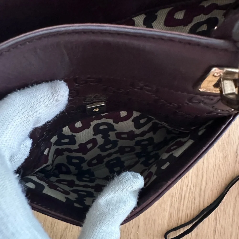 Gucci Guccissima Small Tote Bag - Picture 14 of 17